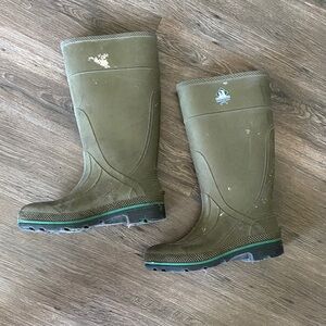Northerner Heavy-Duty Green Rain Boots